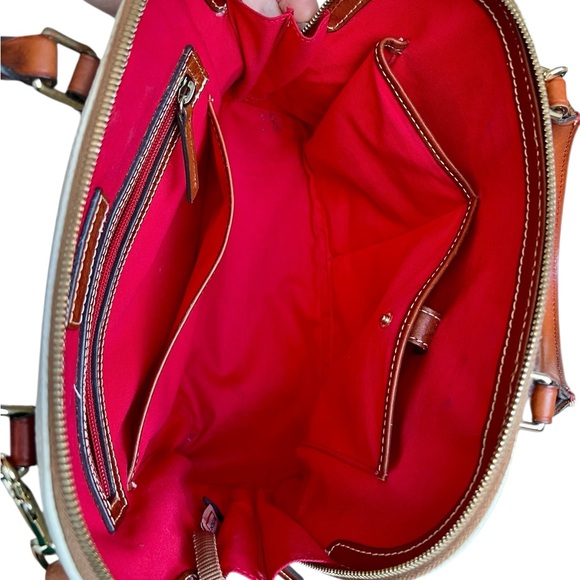 Dooney & Bourke Pebble Grain Zip Zip Leather Satchel Crossbody Cream / Tan EUC - Picture 10 of 12